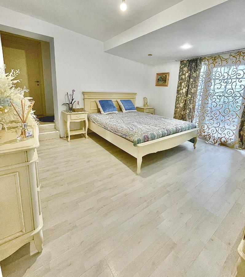 Casa In Inima Capitalei Villa *