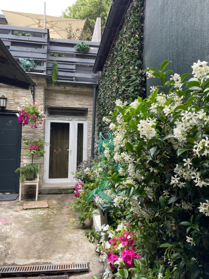 別墅 Casa In Inima Capitalei *